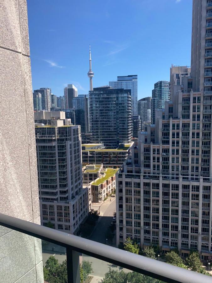 Downtown Toronto+Free Parking+Cn Tower View Apartamento Exterior foto